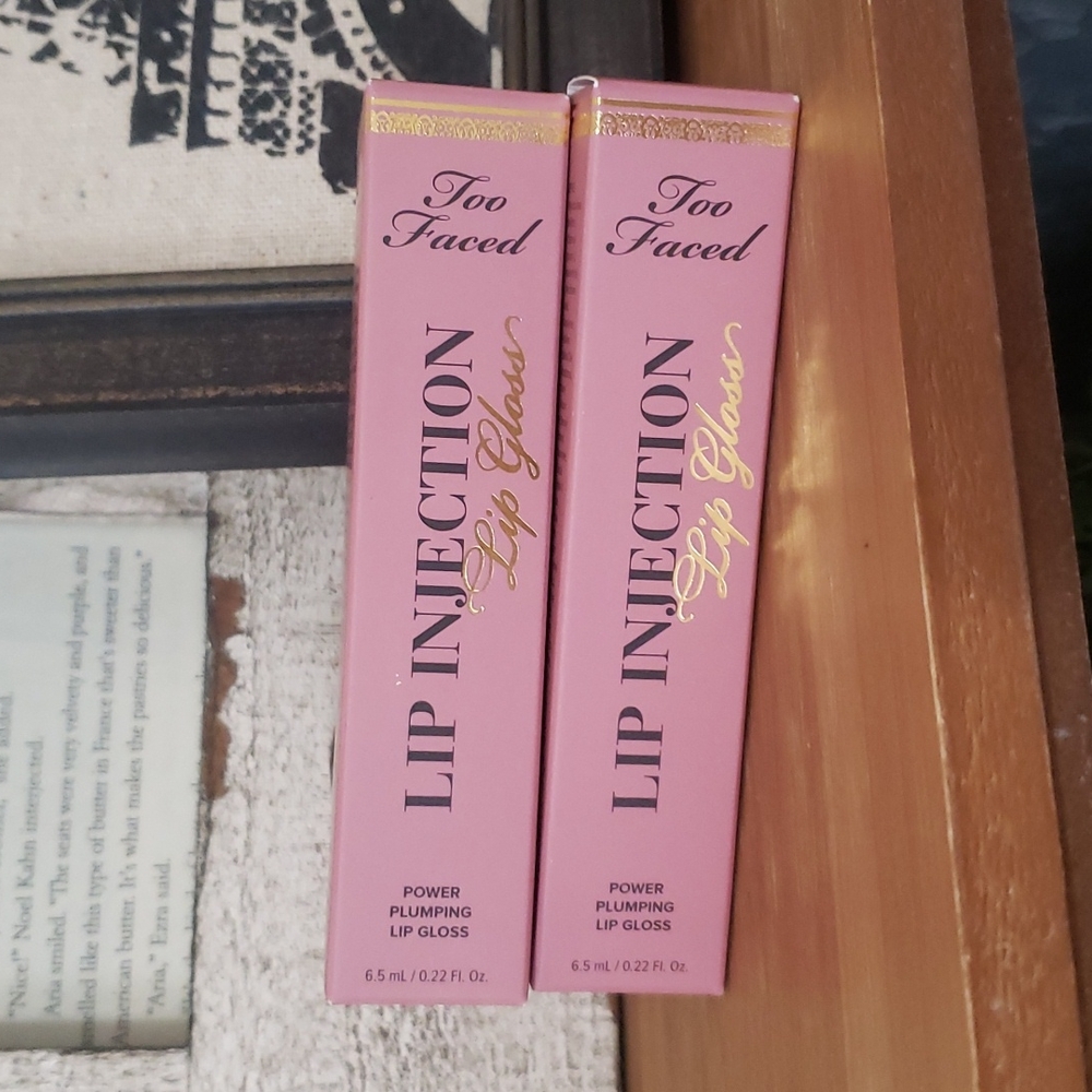 Too Faced Lip Injection Lip Gloss in Glossy and Bossy